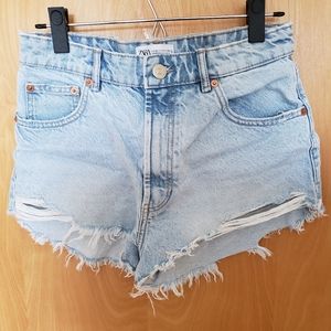 Zara Women's Denim Cut-off Shorts